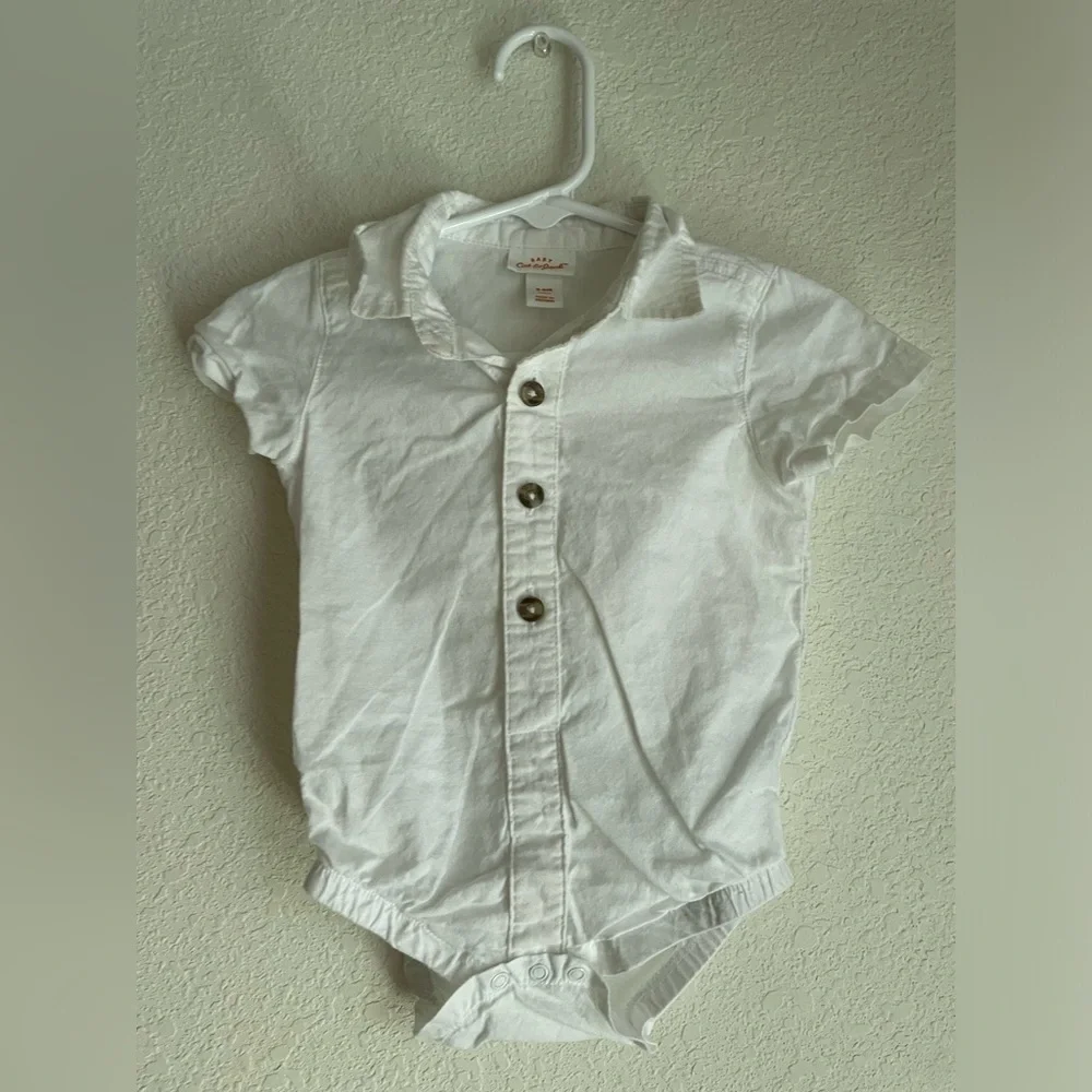 Cat & Jack White Kids Short Sleeve Button Up Bodysuit size 3/6M
